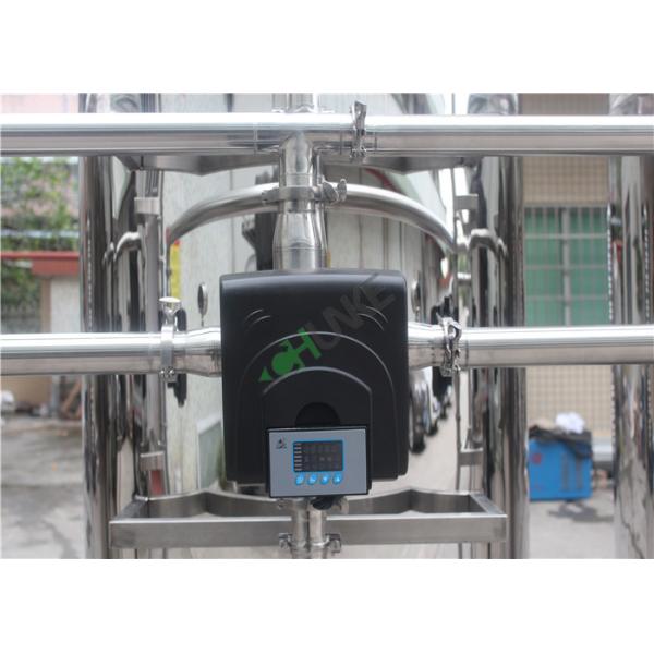 Stainless 304 Reverse Osmosis Water Treatment Machine With Container Automatic Valve