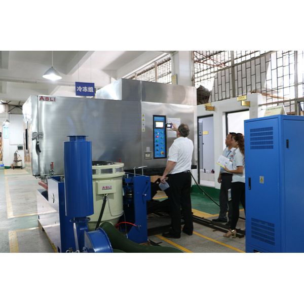 Temperature and Humidity Combined Vibration Testing Chamber