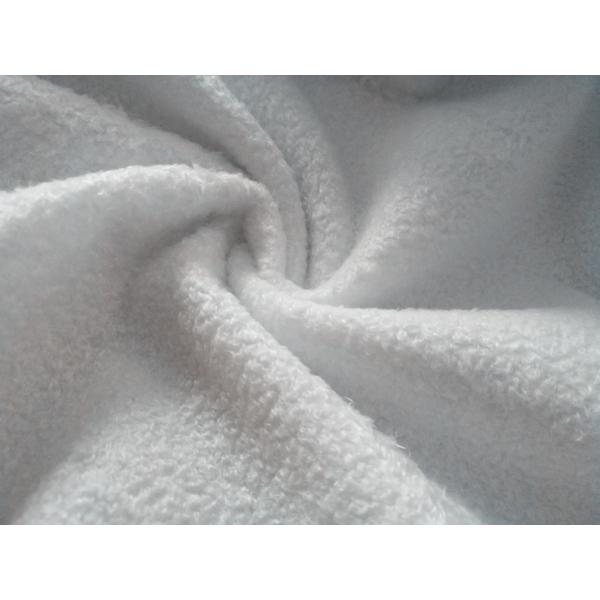 La chaîne a tricoté les tissus 100% d'usage de sports de velours de tricot de polyester blancs