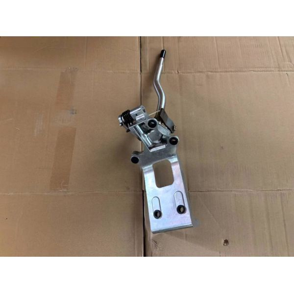 J08C J08E Cambio de marchas de camión de motor 33550-E0500 Hino500 Cabina Conductor Control de velocidad manual Conducción a la izquierda Camión