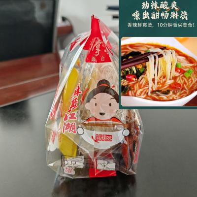 110 g de Vermicelli instantâneo de sabor picante com 12 meses de validade