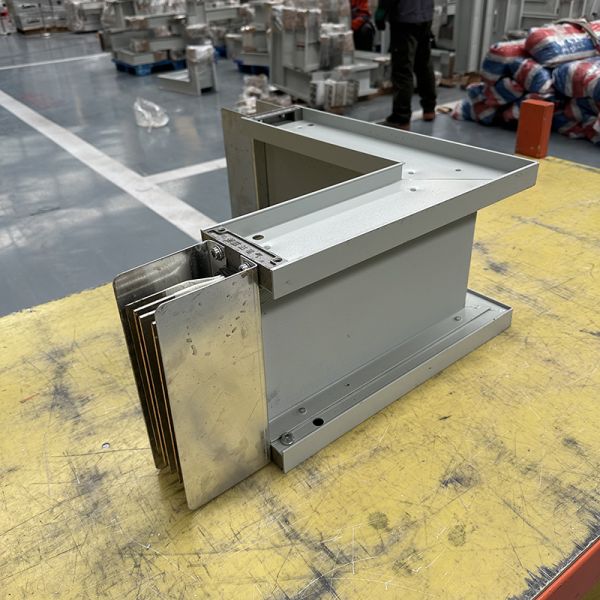 Instalación flexible de canalización eléctrica Safe Power para edificios y barcos