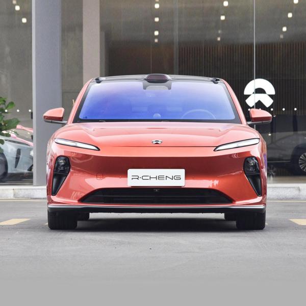 360kW Dual Motor NIO ET5 Chinese EV Car With 710km Cruising Range
