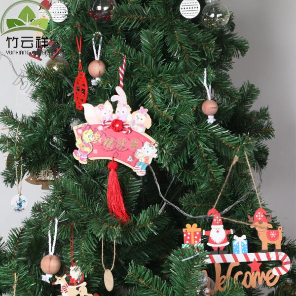 Solid Wood Christmas Decoration Beads Wall Hanging Eco-friendly