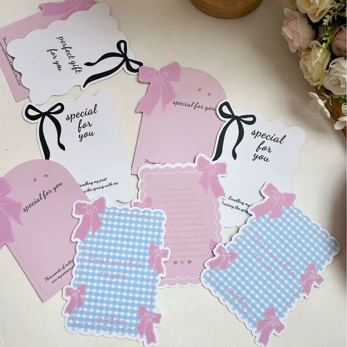 Die-Cut Bowknot Thank You Insert Cards With Scalloped Edges For Retail Packaging