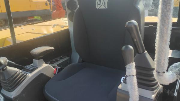 2022 Good quality used CAT305.5e2 excavator 5.5ton mini crawler excavator for sale