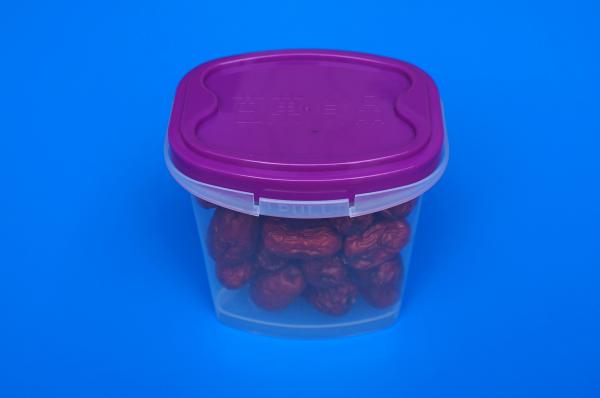 Eco Friendly Clear Plastic Boxes With Lids Food Grade Material 350Ml 30G