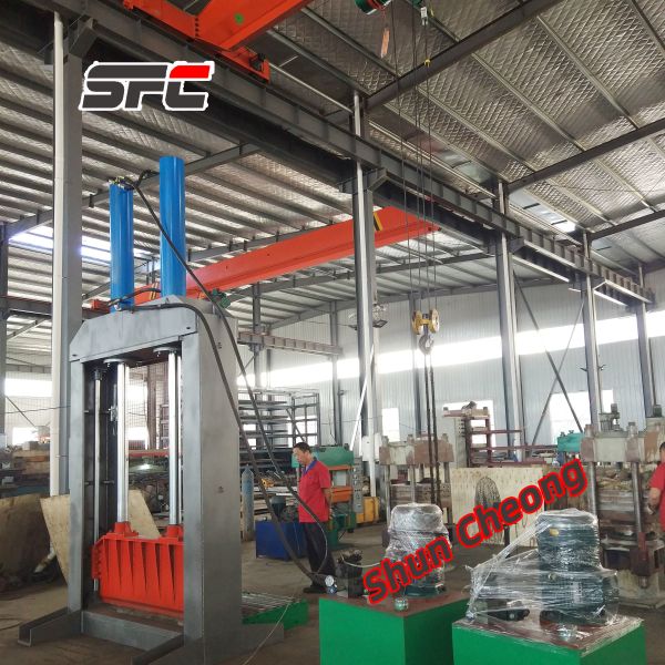 PLC Controlled Rubber Cutting Machine with Multiple Cutting Stations and Customizable Angles for Rubber Bale Cutter