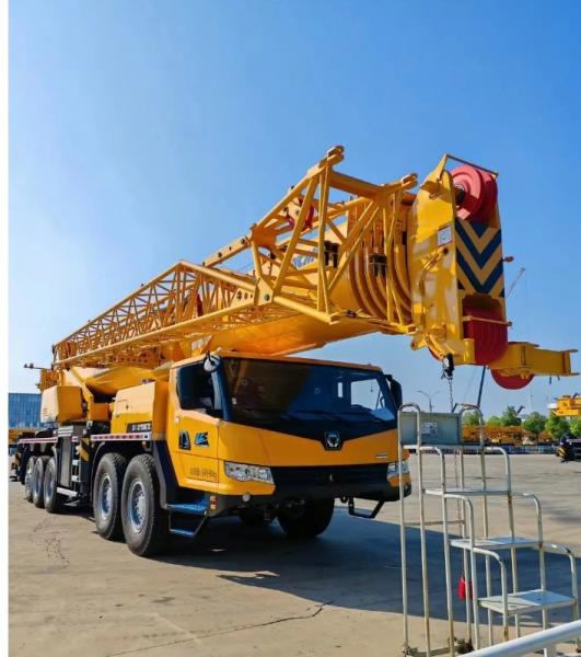 XCMG QY130K7C Used Boom Truck Crane 130 Ton High Speed For Stable Lifting