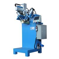 Machine de soudage à l'arc pour les coins de la cuve