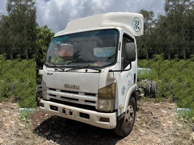 Caminhão de carga usado ISUZU ELF 600P 700P Caminhão leve 175hp Motor diesel 4KH1 Com 3 assentos e 2 portas
