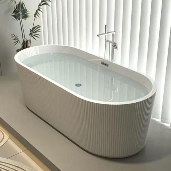 ODM Anti Slip Acrylic Free Standing Bathtubs 1700mm Eco Friendly