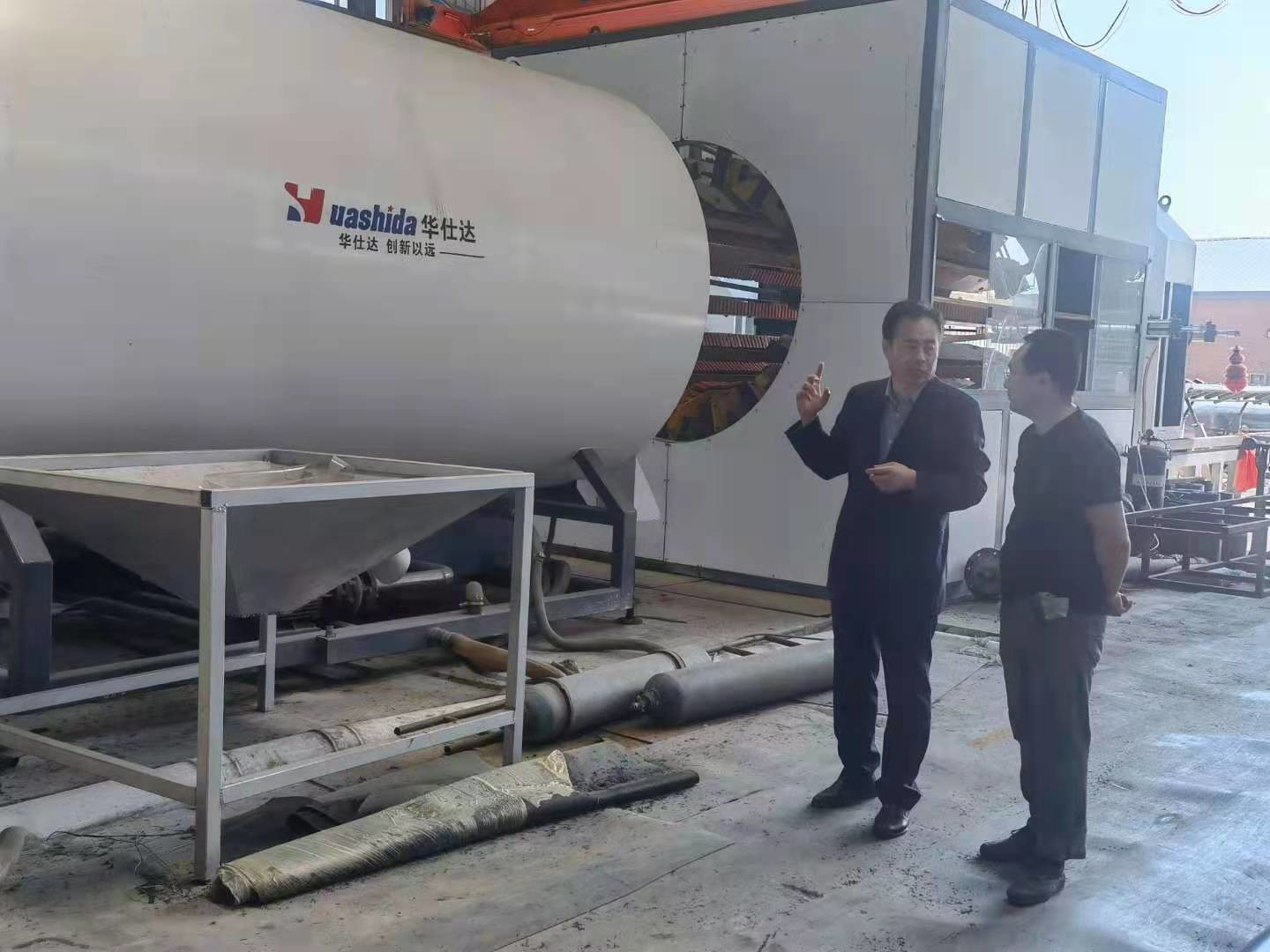 Китай Производитель HDPE LDPE PE PVC трубы Пластиковый экструзионный изготовление машины с хорошей ценой