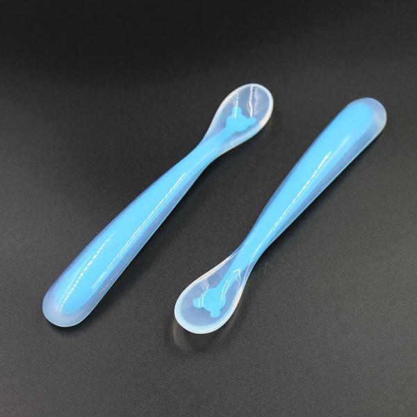 Harmless Oilproof Silicone Rubber Supplies Feeding Spoon BPA Free