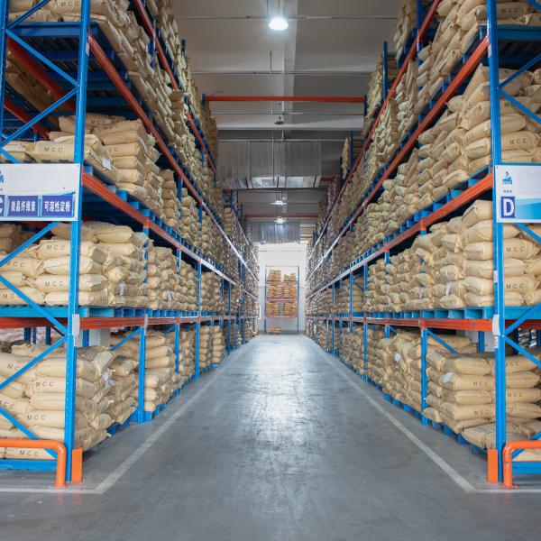 L'acide stéarique est le principal ingrédient dans le processus de production de stéarat.