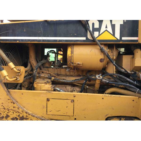 Новая модель КАТ Д6Г бульдозера Кравлер желтого цвета подержанная 2012 сделанного года