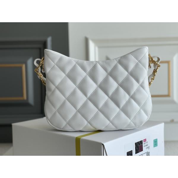 Chanel AS3562 Small Hobo Armpit Hippie Tote Bag Shoulder Bag 2022 Autumn Winter