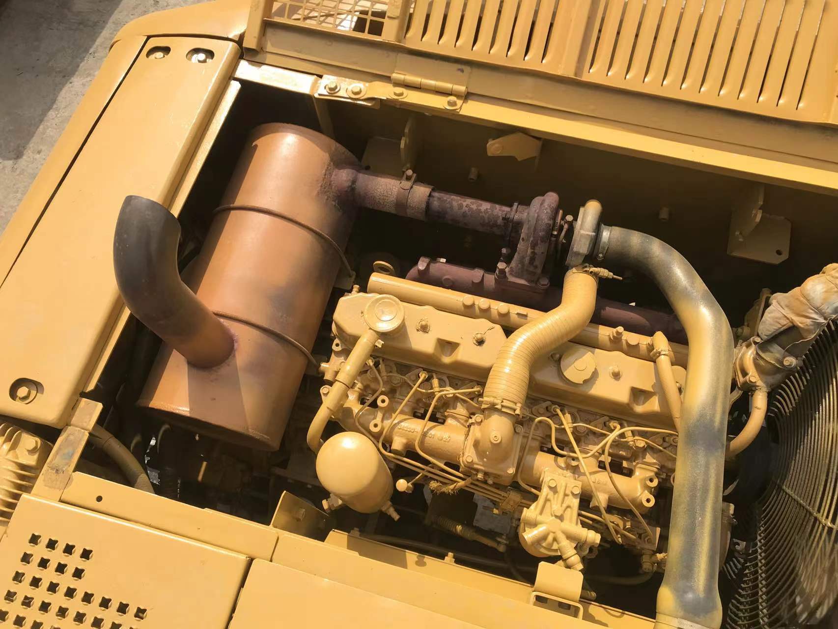 Подержанная гусеница 320C кавальная машина 20тонная мощность низкий рабочий час