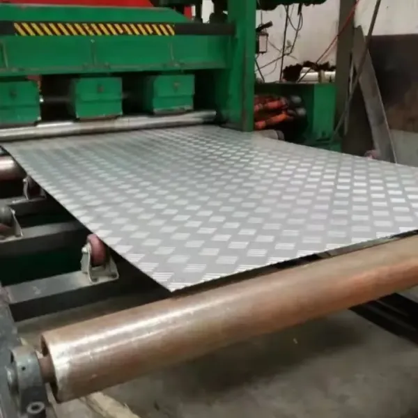 3mm Hot Rolled 304 Stainless Steel Checkered Plate with Checkered Surface