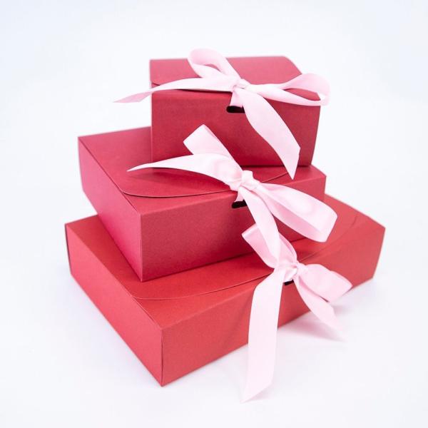 Cosmetic Cardboard Folding Gift Box Perfume Lipstick Paper Carton Box Magnetic Closure