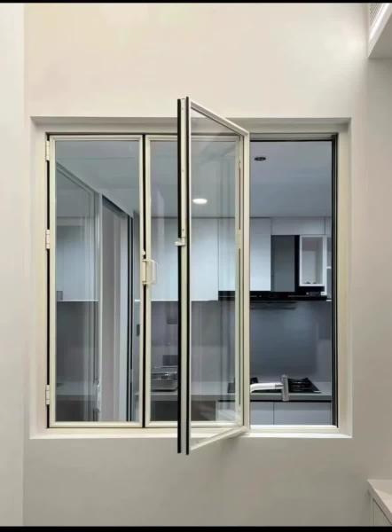 Quantum Dot Color-Enhancing Folding Windows - 110% NTSC Color Gamut