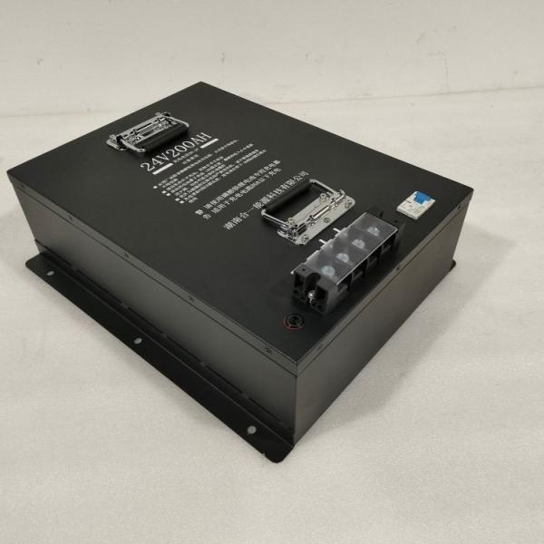 Rechargeable 24V LiFePO4 Battery With BMS For Safe And Long Lasting Power 1800CCA