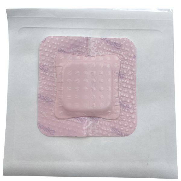 Self Adhesive Silicone Foam Dressing With Border Wound Bandage Pad 12.5x12.5cm