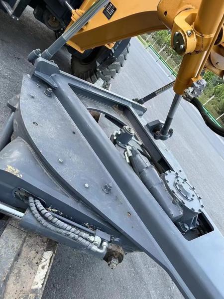 Diesel Engine XCMG GR2403 Second Hand Grader with 3965mm Length Blade