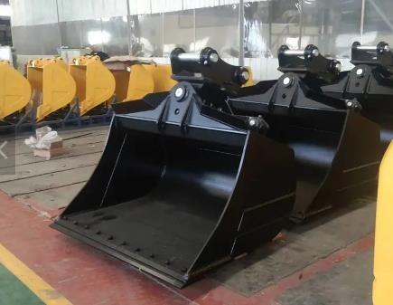 Tonne tournante KOMATSU PC30 PC40 de Godet inclinable For d'excavatrice mini 1
