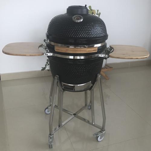 Restaurant Balcony Korean Kamado Smoker Grill