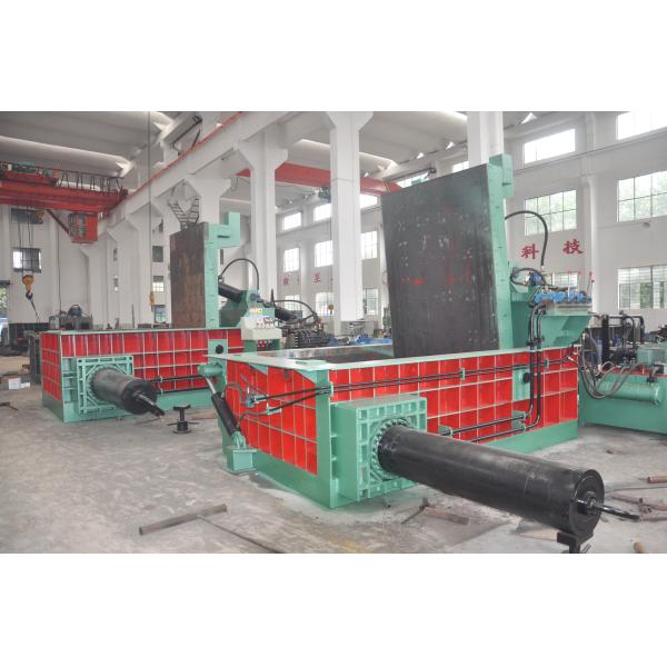 Planche la máquina hidráulica de la prensa del metal ferroso de acero