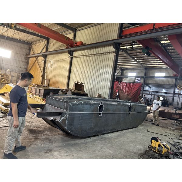 Customized Floating Pontoon Undercarriage for Amphibious Excavator Swamp Marsh Wetlands Conversion Supplier
