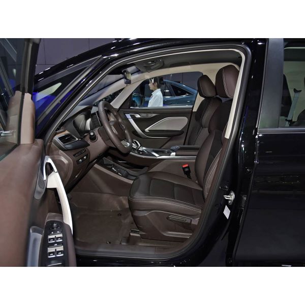2025 Livan 8 Ruilan 8 Electric MPV 7-Seater 515km Range Fast Charge 0.67h 68.03kWh Battery with 2+2+3 Seating Layout