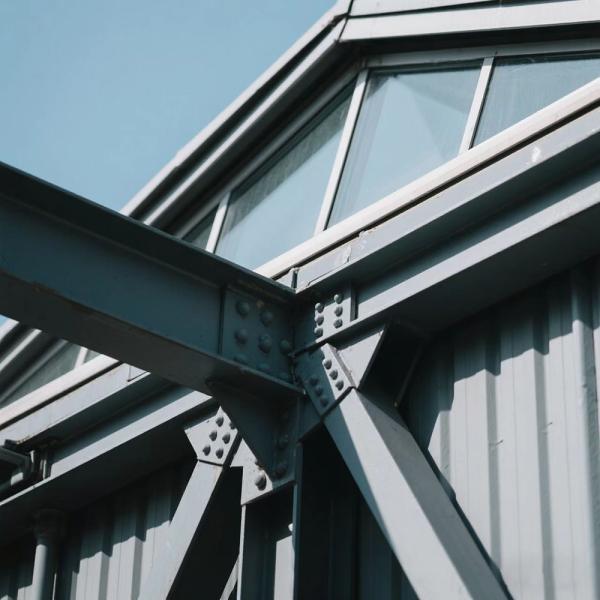 Hot Rolled Steel Frame Buildings Portable Steel Structure Garage