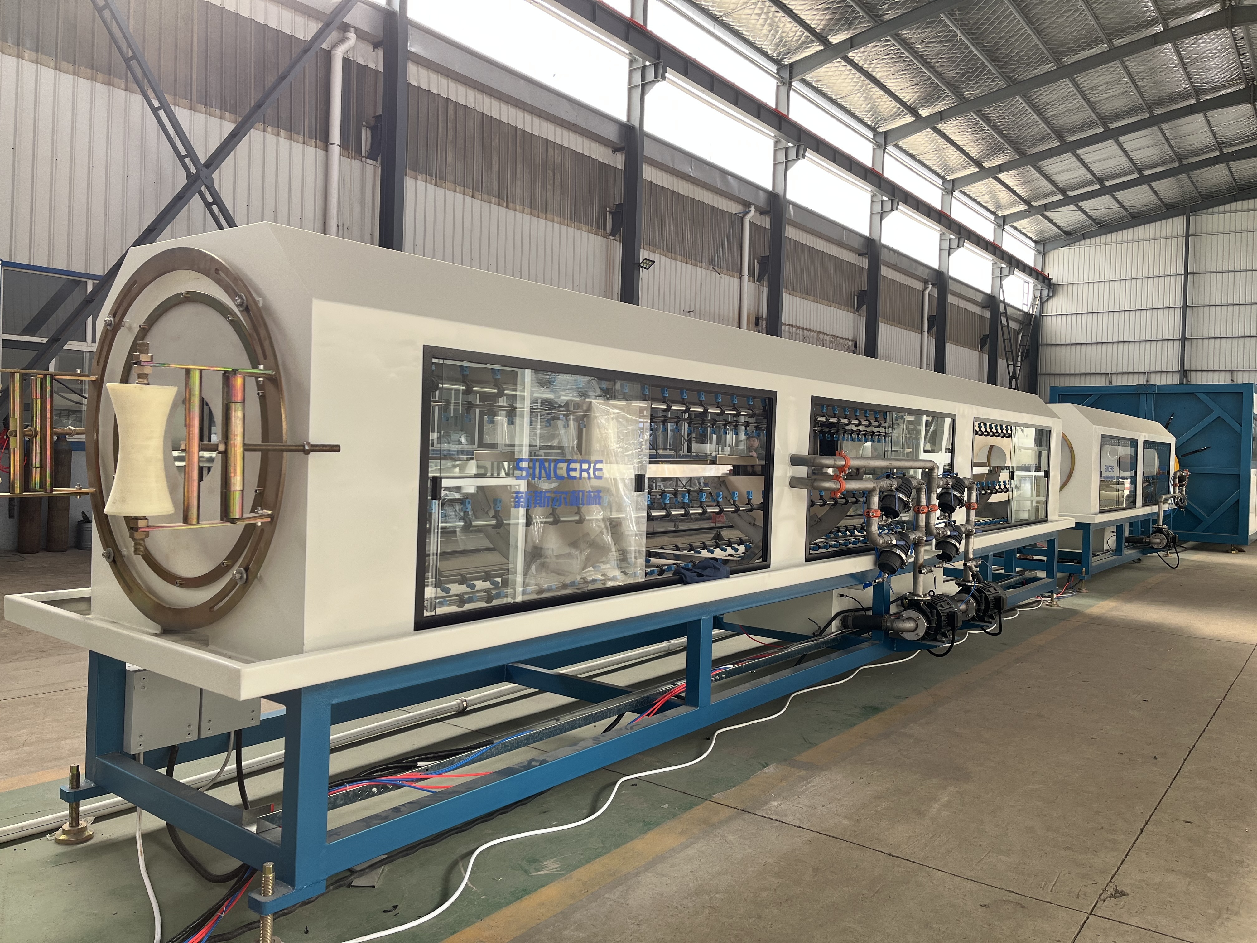 Output 250-600 kgh Plastic Pipe Extrusion Line Suitable for PP HDPE PPR MPP Plastic Material and Pipe Diameter 16-315mm Providing Consistent Pipe