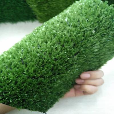 Green Indoor Fake Grass Installed Around Airport Apartment Gas Station
