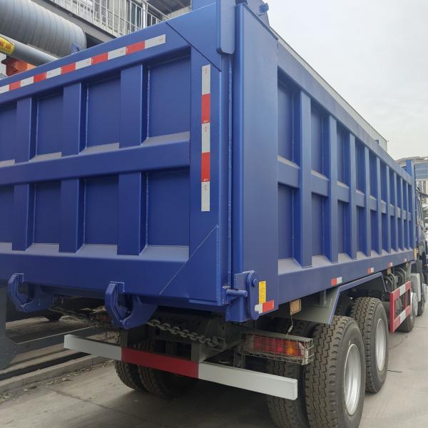 SINOTRUK BLUE HOWO 400HP 8×4 TIPPER DUMP TRUCK LHD