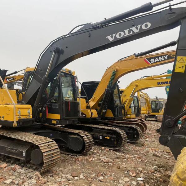 Excavateur volvo 140b à vendre