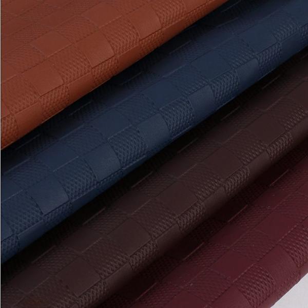 Cuir synthétique artificiel à motif damier gaufré en PVC pour sièges de voiture, canapés, décoration de sacs, tissu en similicuir