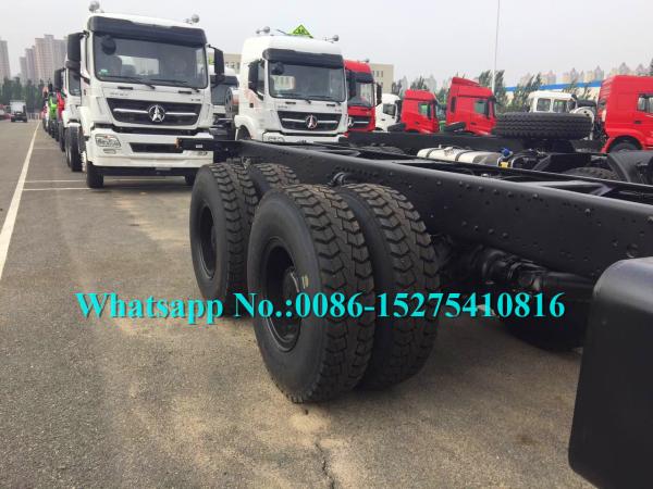 As forças armadas vermelhas usam o caminhão da carga 6x6/o caminhão carga de Off Road adotam a tecnologia do Benz