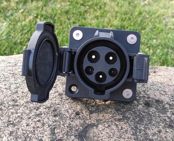 Tesla To GBT EV Charging Connector Socket 32A Working Voltage 250V AC