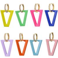 A pintura chapeada ouro V de 18k Diamond Hoop Earrings Colorful Spray dá forma ao zircão do AAA do pendente