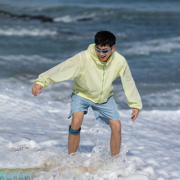 Custom UPF50+ Waterproof Windproof Outdoor Hooded Coat Sun Protection Jacket with Cool Touch