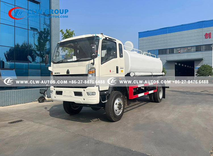 Sinotruk HOWO 4×4 All-Wheel Drive Water Sprinkler Truck with 10,000-liter Capacity and Yuchai 160HP Engine