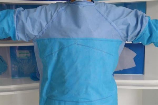 Disposable Anti Static Blue Isolation Gowns Hospital Gowns Knitted Cuff / Cotton Cuff