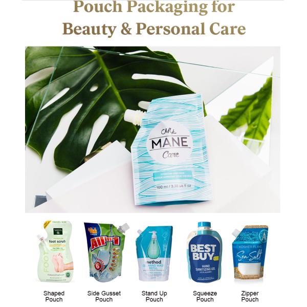 Жидкостный мешок упаковывая 400 пластикового микронов мешка напитка кладет в мешки с ручкой