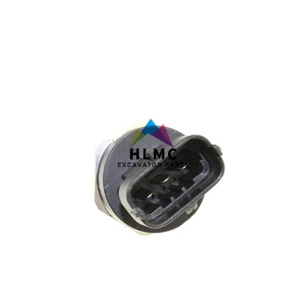 Excavator Accessories 20973777 VOE20973777 Fuel Oil Pressure Sensor Diesel Engine EC210 EC240 EC290 EC330 EC360