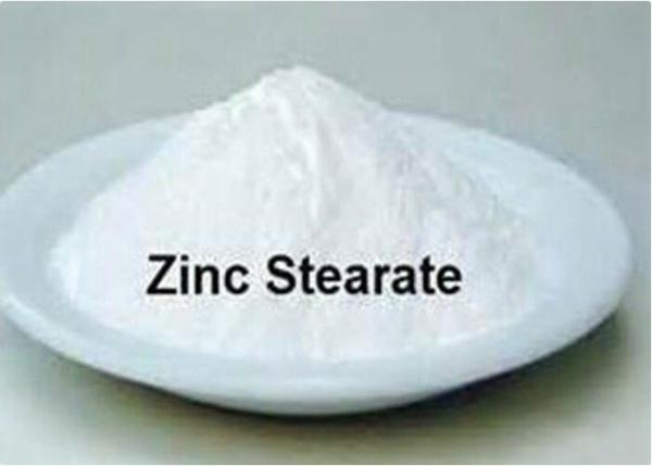Bom estearato de zinco da transparência nos cosméticos que eliminam o efeito mau do catalizador residual