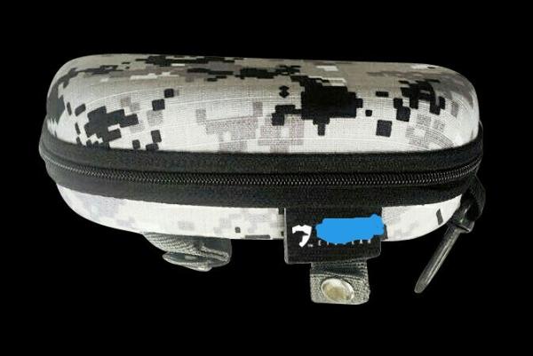 fashion light weight sunglasses case with plastic clip for sports eyewear  goggles cases