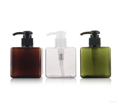 Garrafa mal ventilada 15ml 30ml 50ml Amber Brown da bomba do pulverizador cosmético plástico do ANIMAL DE ESTIMAÇÃO